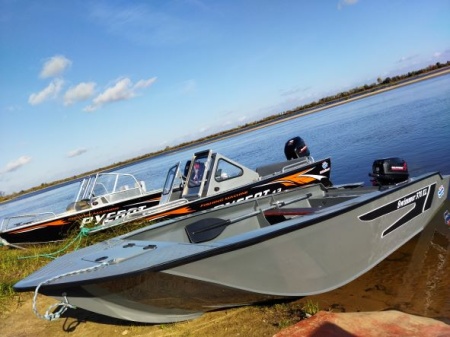 Мотолодка "SWIMMER - 400"
