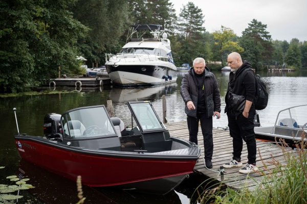 Мотолодка "SIBERIA" S4