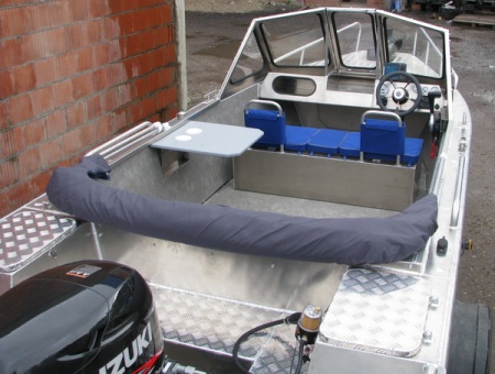 РУСБОТ‑47 Алюминиевая моторная лодка.