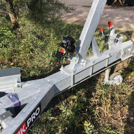 Фиксирующая стропа с кронштейном крепления