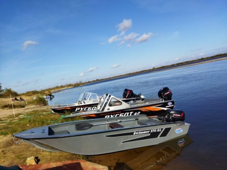 Мотолодка "SWIMMER - 400"
