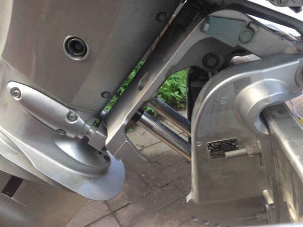 Опора для транспортировки подвесного мотора Motor Stik Опора для транспортировки подвесного мотора Motor Stik