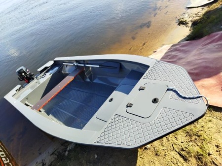 Мотолодка "SWIMMER - 400"